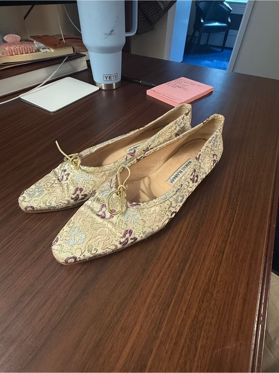 Manolo Blahnik Shoes - Manolo Blahnik Gold Brocade Pointed Toe Ballet Flats size EU 41.5